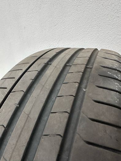 245/35/20 Pirelli PZero Runflat Tyre