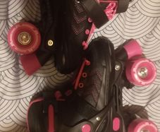 Roller blades