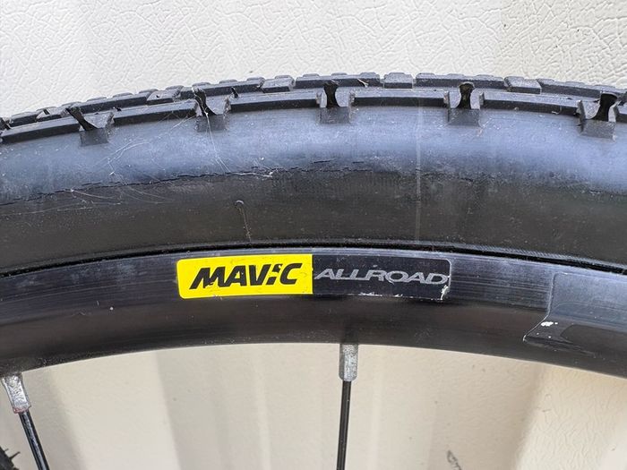 Mavic Allroad gravel/road/cyclocross wheelset