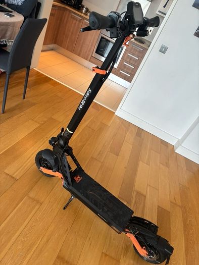 Kugoo g2 pro electric scooter