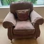 Quality Settee & 2 Matching Armchairs - Excellent Condition Image 7