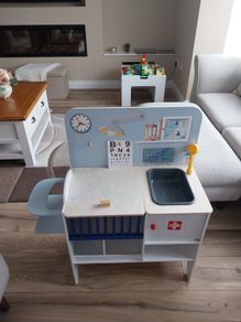 Wooden Vet Play Set