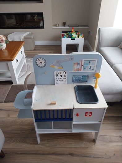 Wooden Vet Play Set