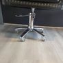 Salon chair Image 3