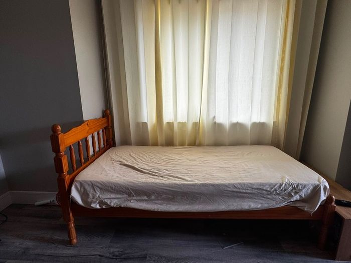 Single bed matress