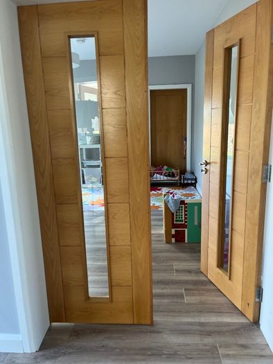 Oak engineered double doors with glass panels