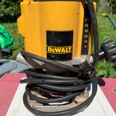 Plunge Router DeWalt DW613 240V