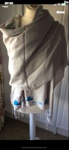 scarf/shawl bnwot grey Andori brand