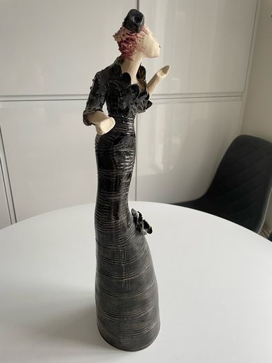 Ayelet Lalor Vintage Black Diva