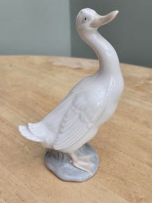 NAO By Lladro Goose Figurine