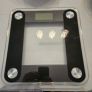 Digital weighing scales Image 2