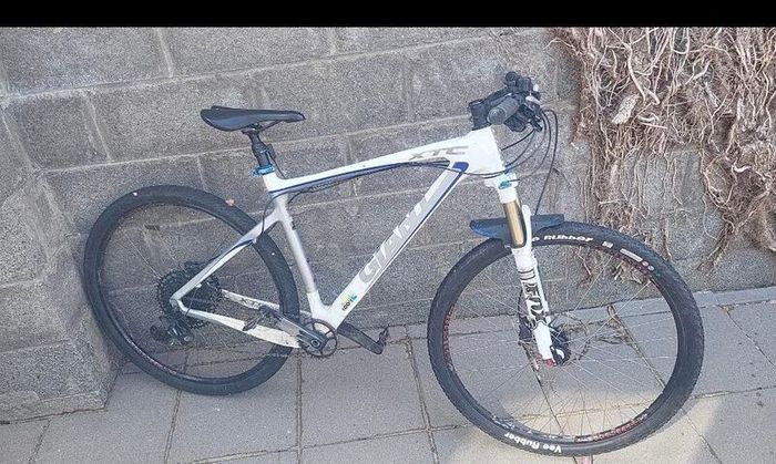 Giant XTC Carbon extensively upgraded