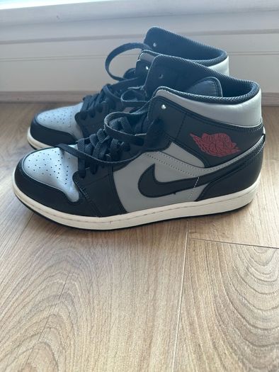 Nike Air Jordan 1