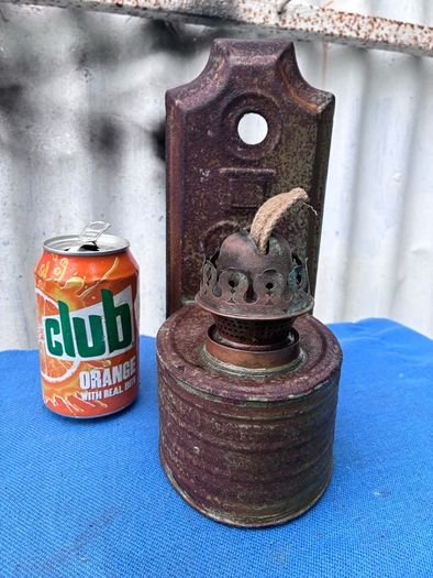 Antique wall lamp