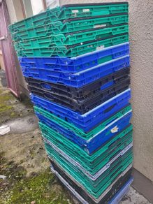 20 Crates. Bale Arm Crates