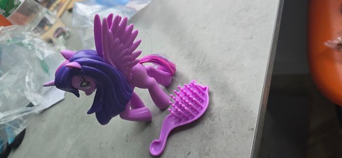 4inch Princess Twilight Sparkle and Brush from the Equestria Girls doll set MLP G4 My Little Pony 2013