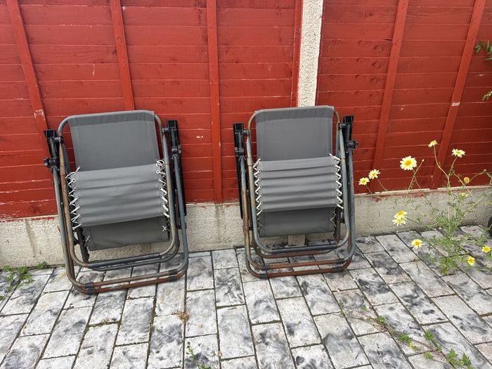 garden chairs