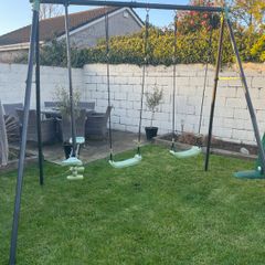 Swing set
