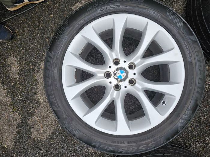 BMW X5 19" Alloy wheels with tyres. PCD 5x120