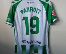 Hummel Replica Real Betis Parrot 19 BNWT
