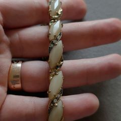 Vintage Monet Gold Tone Elastic Bracelet 1960s