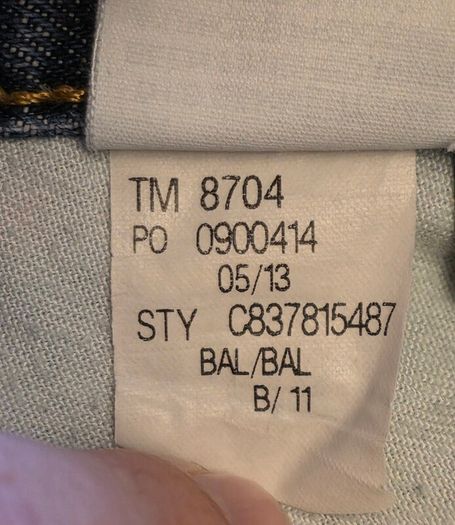 Tommy Hilfiger Men's Wide Leg Jeans Size 33 Leg 28