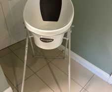 Snuggle baby bath & stand