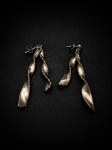 Vintage 925 Sterling Silver Twisted Leaf Stud Earrings