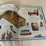 Usborne "The story of the Vikings" picture book Image 5