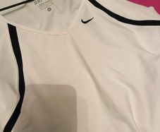 Nike tennis top size S
