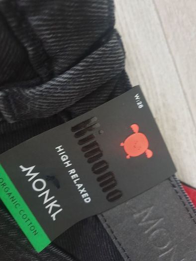 Monki Kimomo high waist mom jeans w26