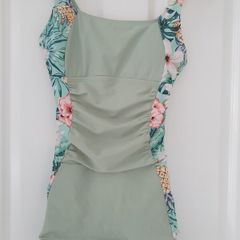 Ladies swimsuit