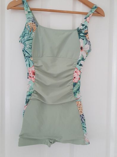 Ladies swimsuit