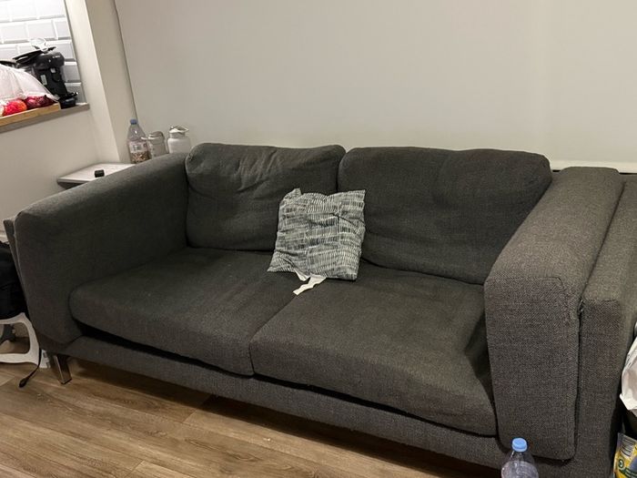 2 Sofas