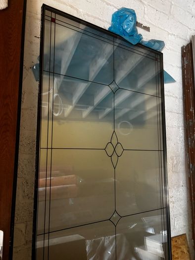Side door glass