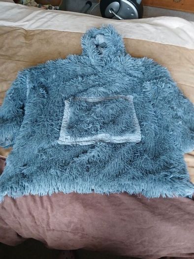 Gray Reversible ESKIMO Shaggy Hoddie