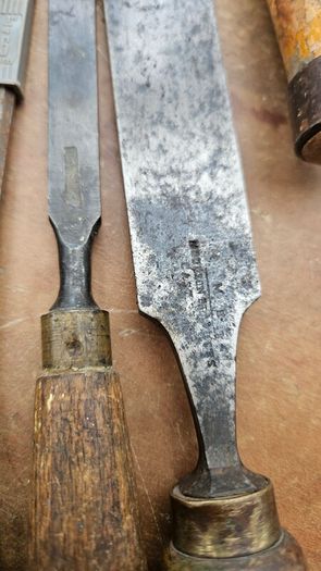 18 chisels for restoration