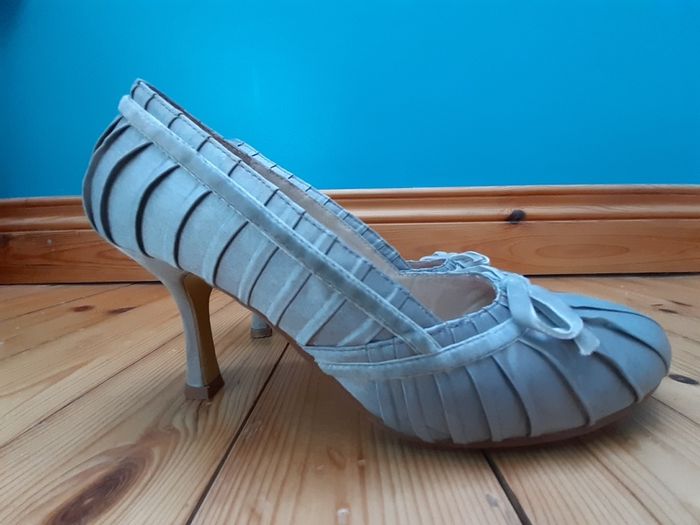 Womens Buffalo London shoes size 5