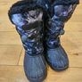 kids snow boots size 11 Image 2