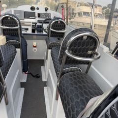 Redbay 8.4 diesel rib