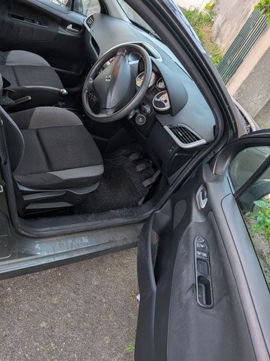 2007 Peugeot 207