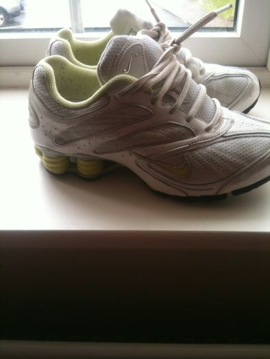 Nike Shox