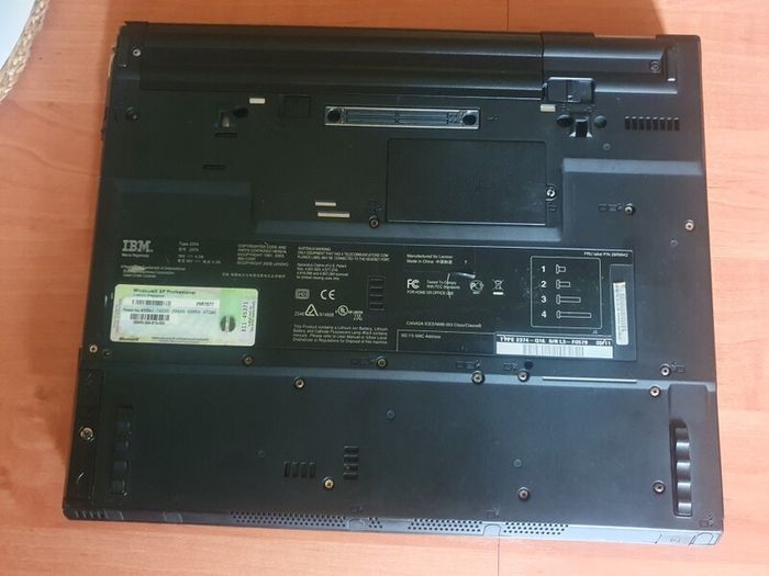IBM ThinkPad T42 2374