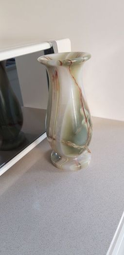 Beautiful Heavy Onyx Vase