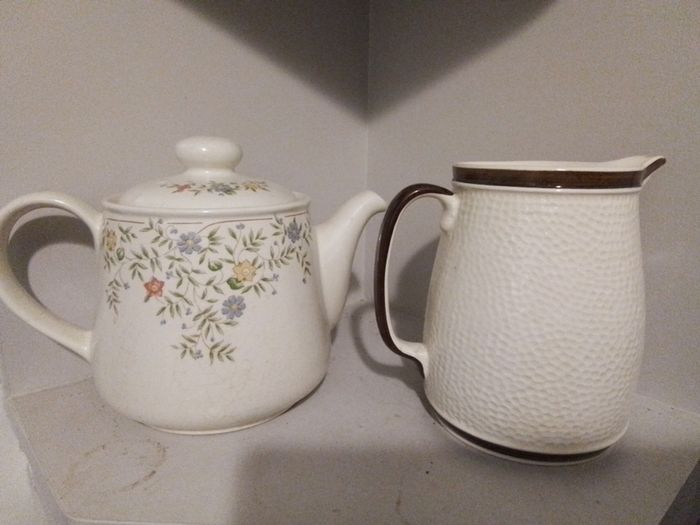 Teapot & Jug