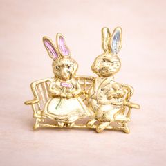 Vintage Gold Bunny Brooch - Free Post