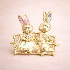 Vintage Gold Bunny Brooch - Free Post