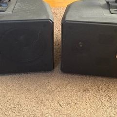 TOA F-240G Professional 2 way base Reflex system 150w very powerful