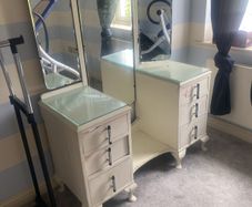 dressing table