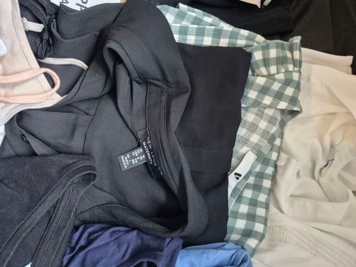 Maternity Clothes bundle size 8-10, S-M, some new with tags